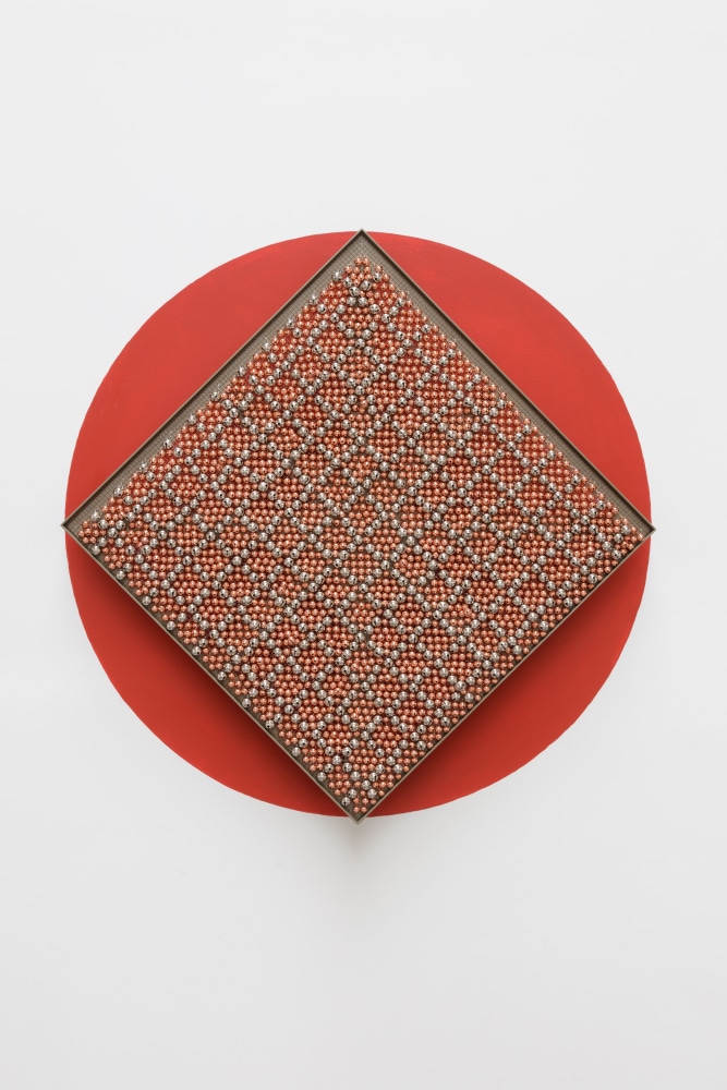 sonic rotating geometry type f &amp;ndash; copper and nickel plated #47, 2015

steel sheet, powder coating, ball bearings, metal grid, copper plated bells, nickel plated bells, metal rings

39.37 x 39.37 x 3.15 in.