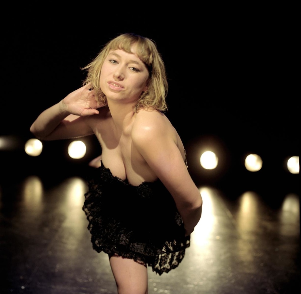 show dance, 2004

performance view from brussels, belgium

&amp;nbsp;