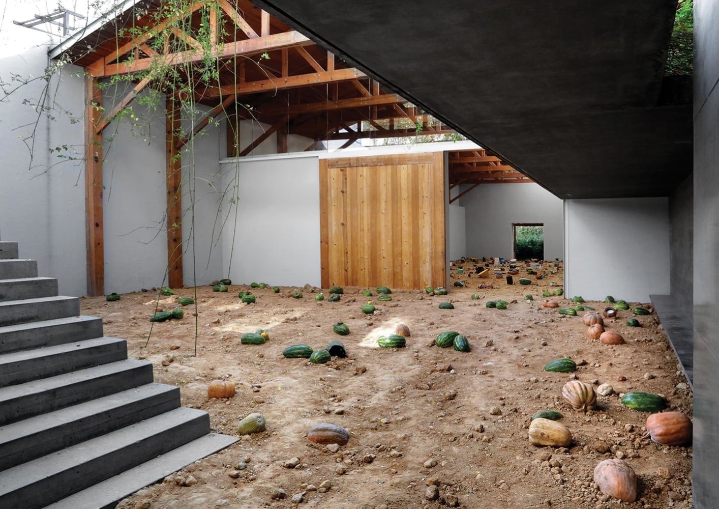 	los teatros de saturno, kurimanzutto, ciudad de m&amp;eacute;xico, 2014