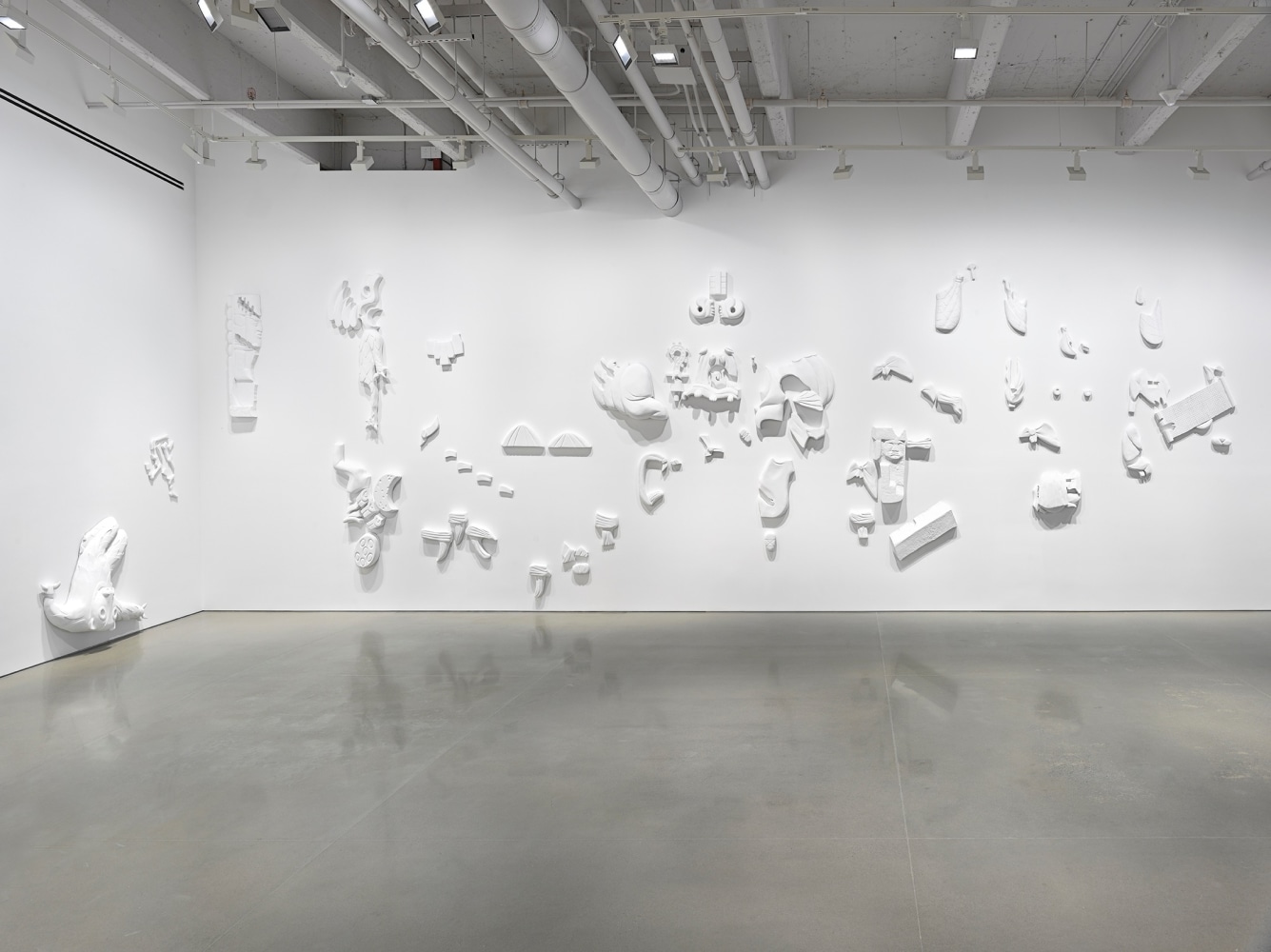 minerva cuevas, in gods we trust, kurimanzutto new york, 2023