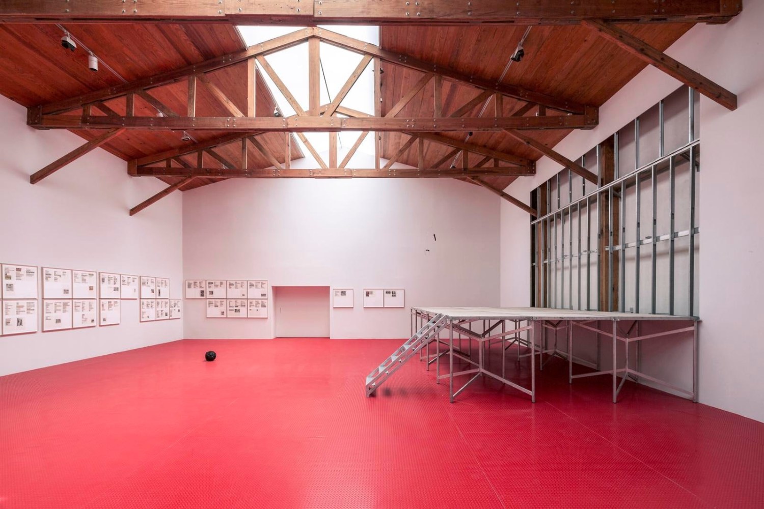 asset forfeiture, kurimanzutto, mexico city, 2016