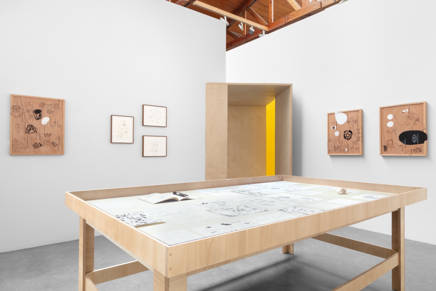 eduardo abaroa, otros espec&amp;iacute;menes, kurimanzutto, 2021