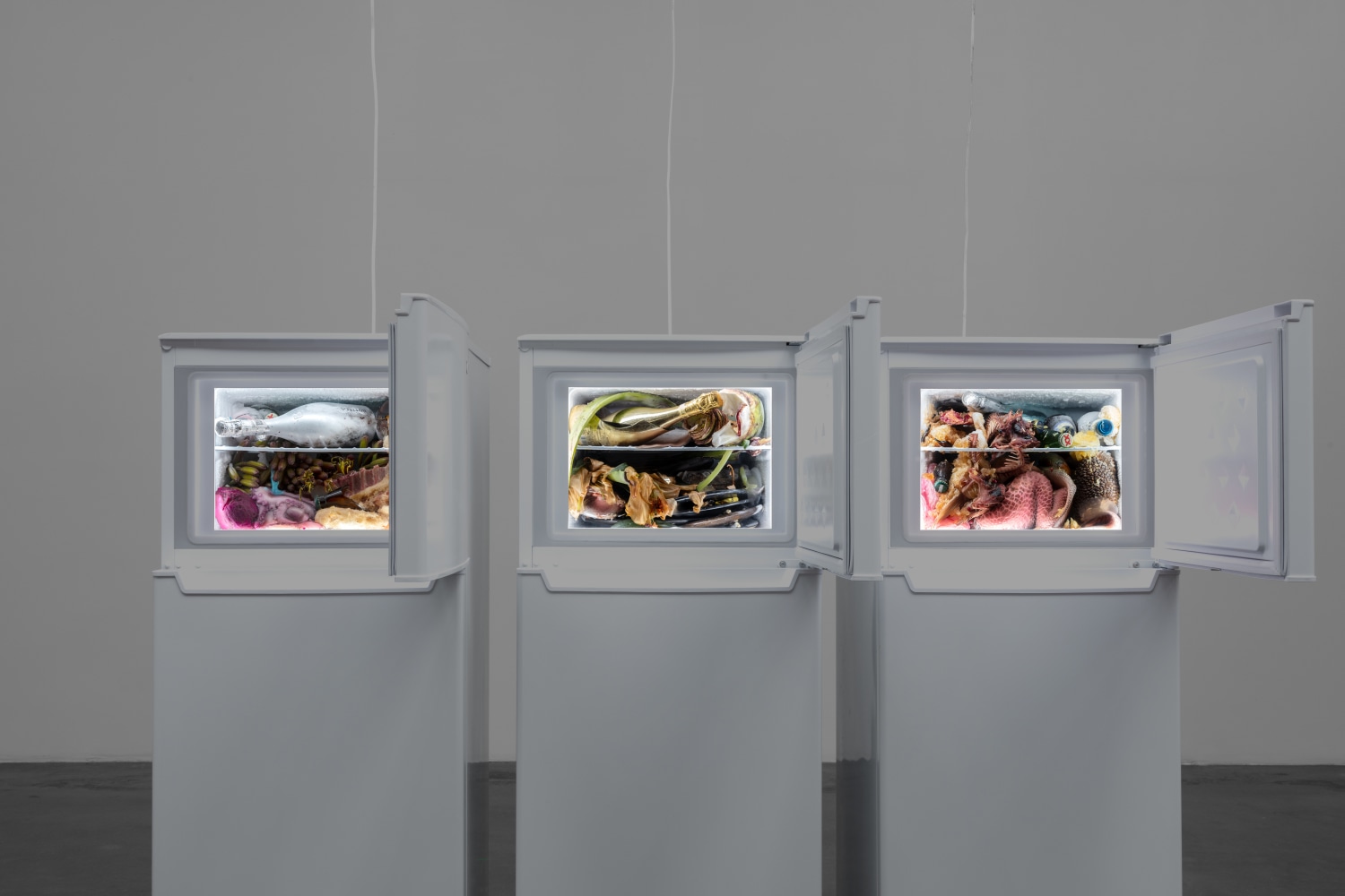 adrian villar rojas, untitled vi, vii, viii (from the series rinascimento), kurimanzutto, 2021