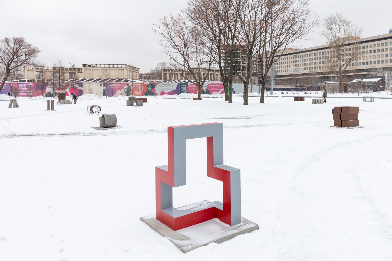 the modern garden,&amp;nbsp;2018

variable dimensions
vista de instalaci&amp;oacute;n de the modern garden, garage museum of contemporary art, mosc&amp;uacute;, 2018