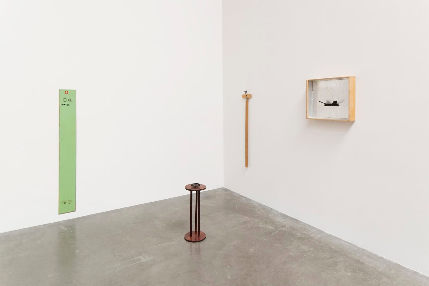 	signature, kurimanzutto, mexico city, 2014