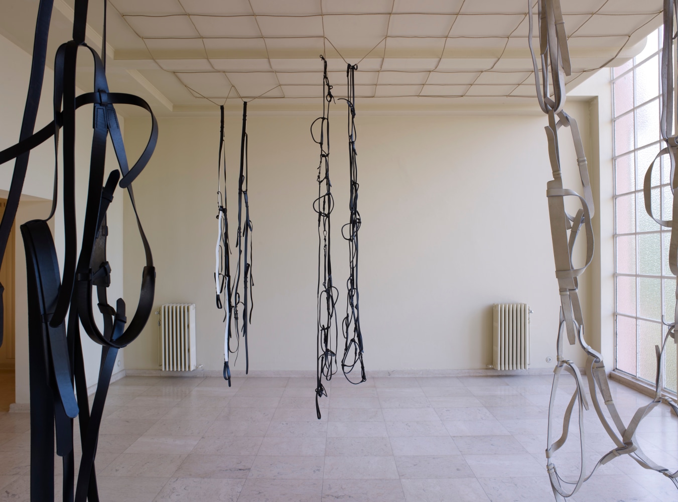 villa, how to use, 2011

variable dimensions

installation view of&amp;nbsp;casa, modo de usar, serralves museum, porto, portugal, 2011

&amp;nbsp;