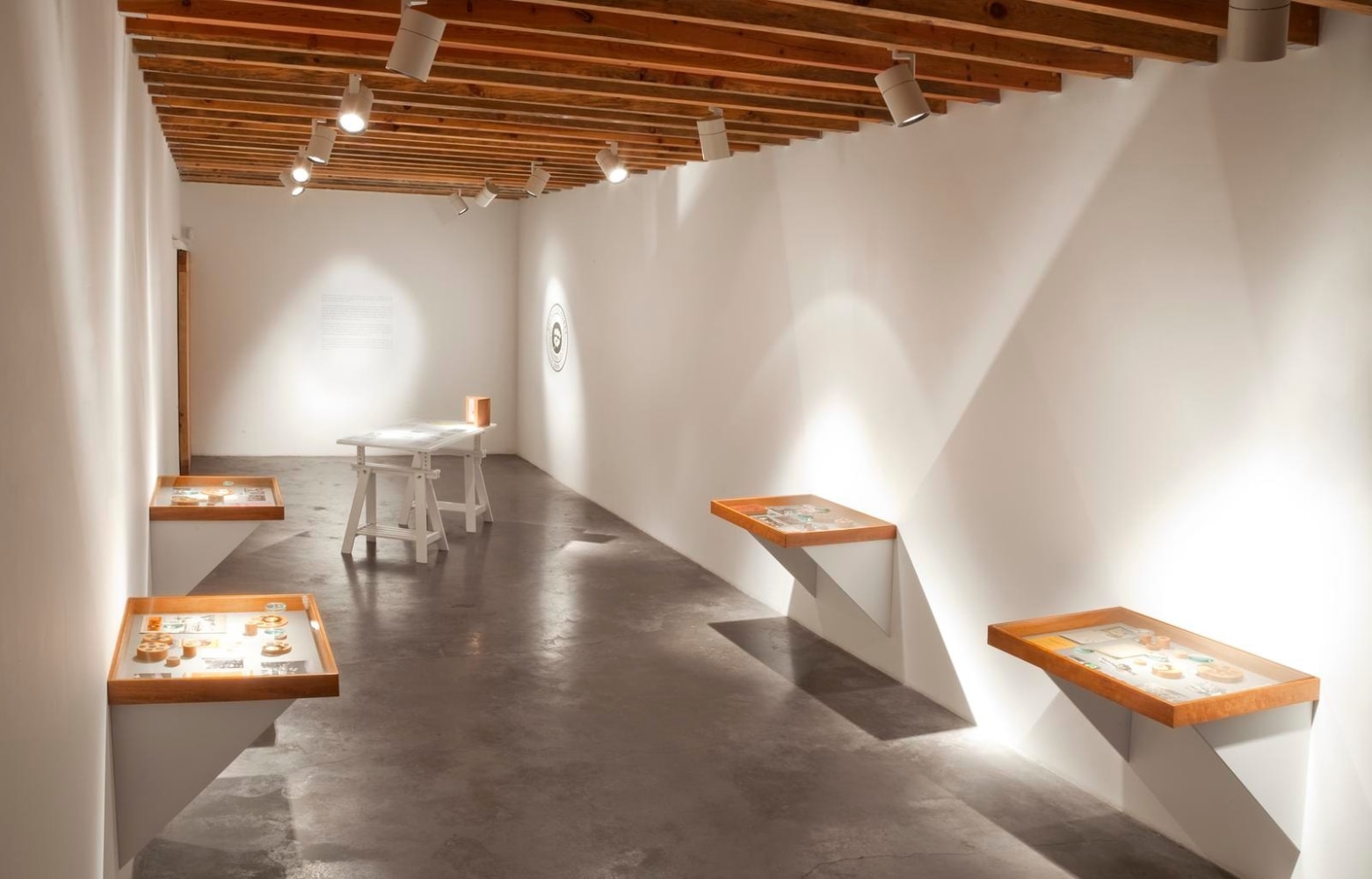 	scoop, kurimanzutto, ciudad de m&amp;eacute;xico, 2009