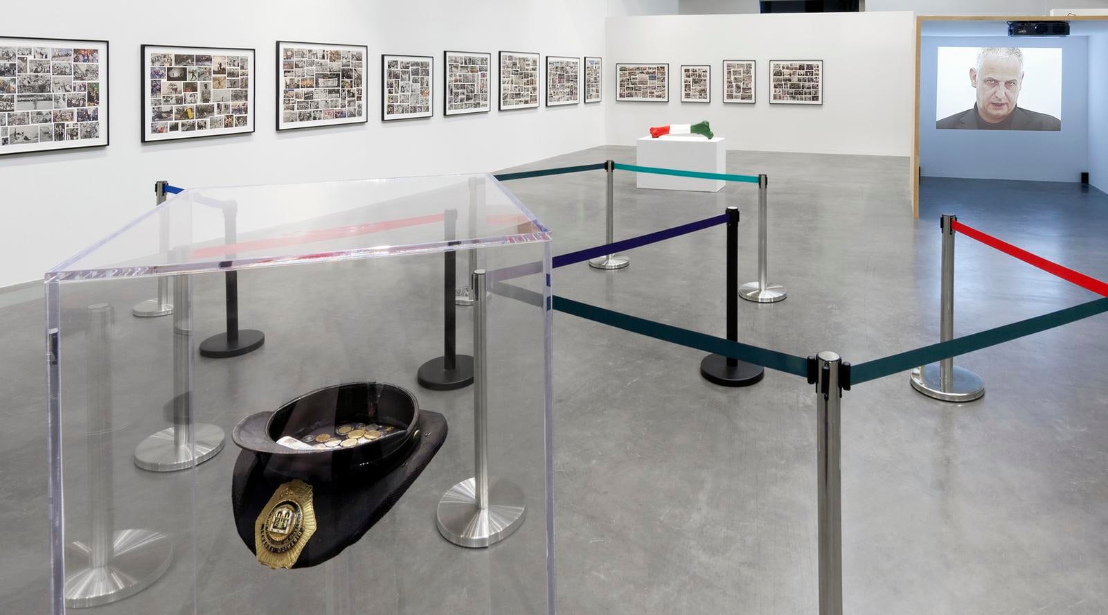 	naturaleza muerta, kurimanzutto, ciudad de m&amp;eacute;xico, 2010