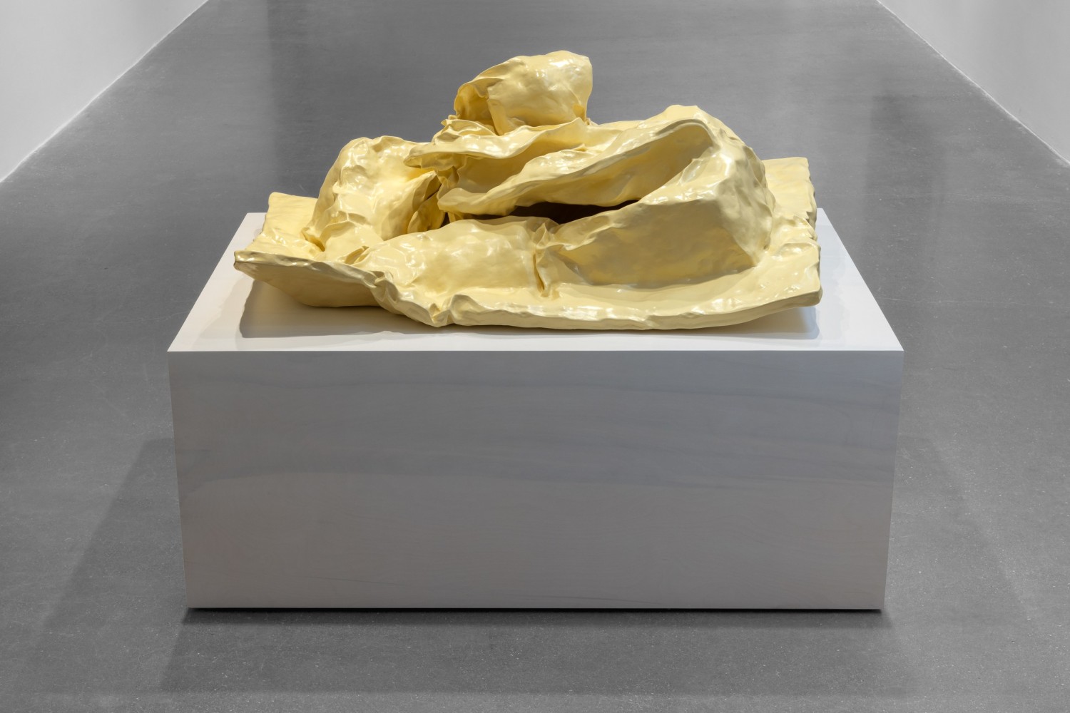 installation view. condo 2024: chat&amp;ecirc;au shatto at kurimanzutto mexico city, featuring aria dean &amp;amp; zeinab saleh. courtesy ch&amp;acirc;teau shatto, los angeles