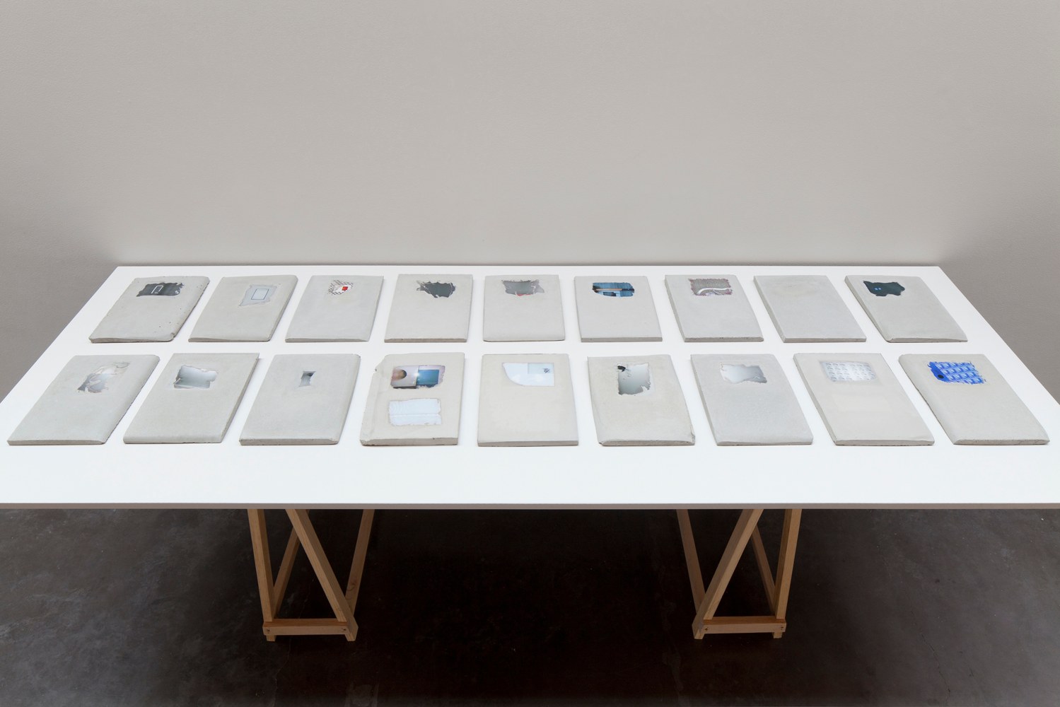 untitled, 2013

set of 16 concrete plates

11.81 x 8.66 x .98 in

installation view, kurimanzutto, mexico city,&amp;nbsp;2013

&amp;nbsp;