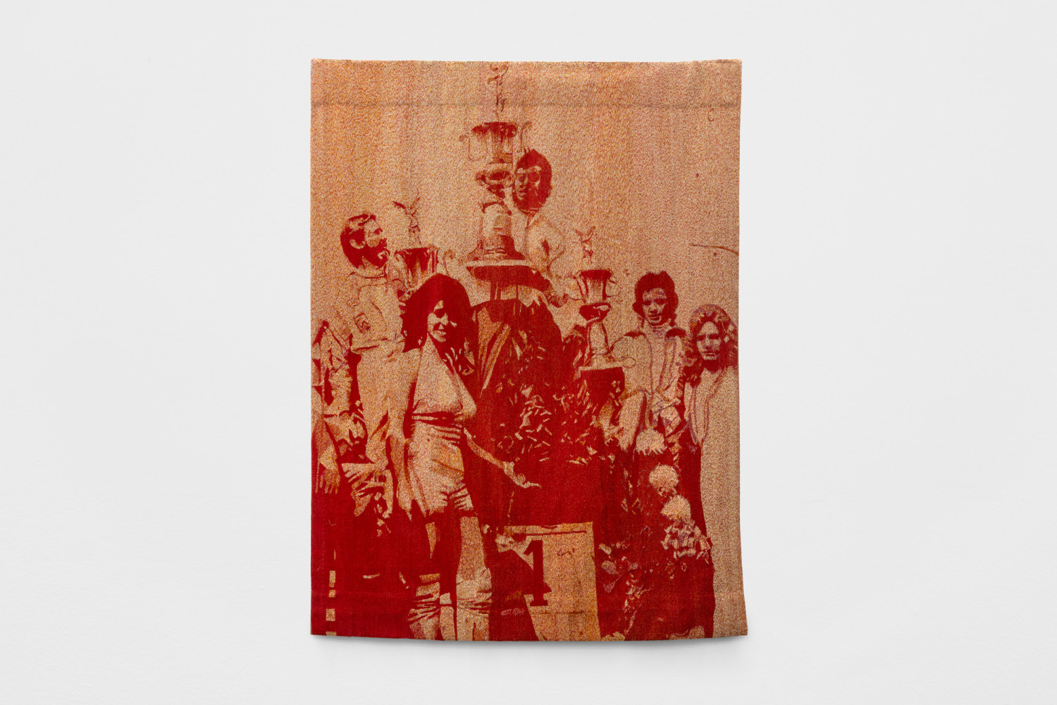 second place (tapiz), 1998 gobel&amp;iacute;n rojo 294 x 218 cm