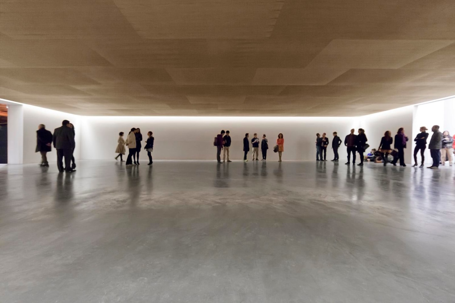 	compass, kurimanzutto, ciudad de m&amp;eacute;xico, m&amp;eacute;xico, 2010