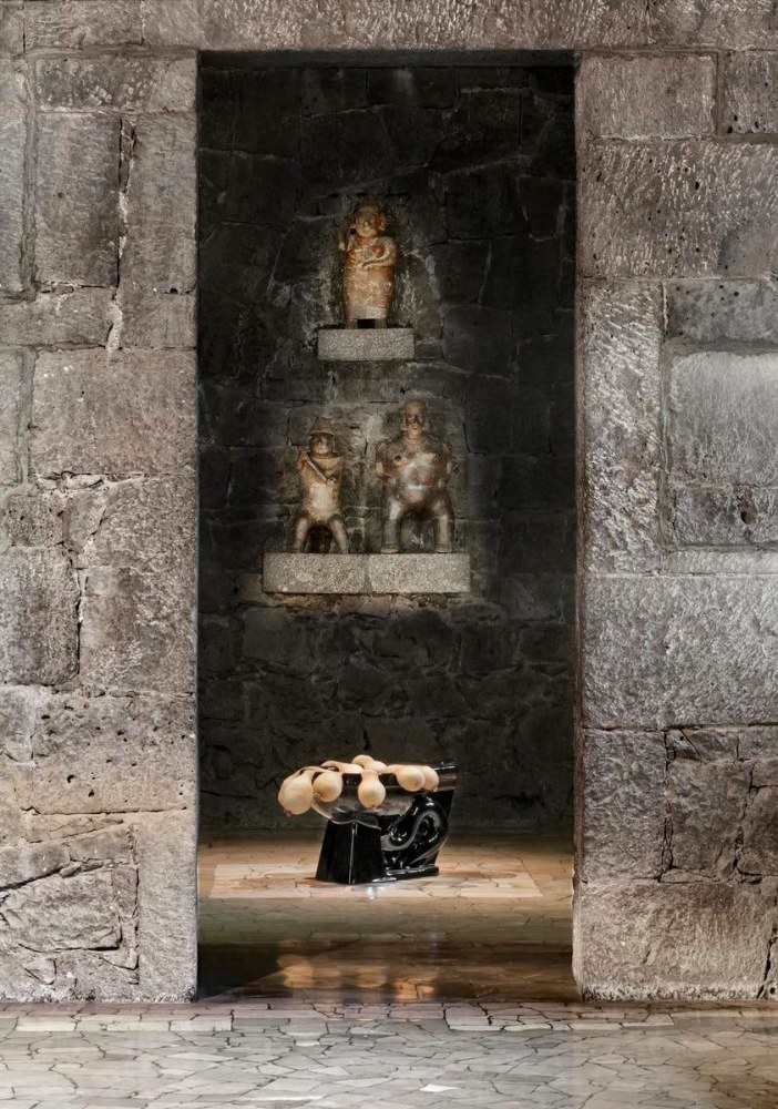 	nuds, museo diego rivera anahuacalli, mexico city, 2012