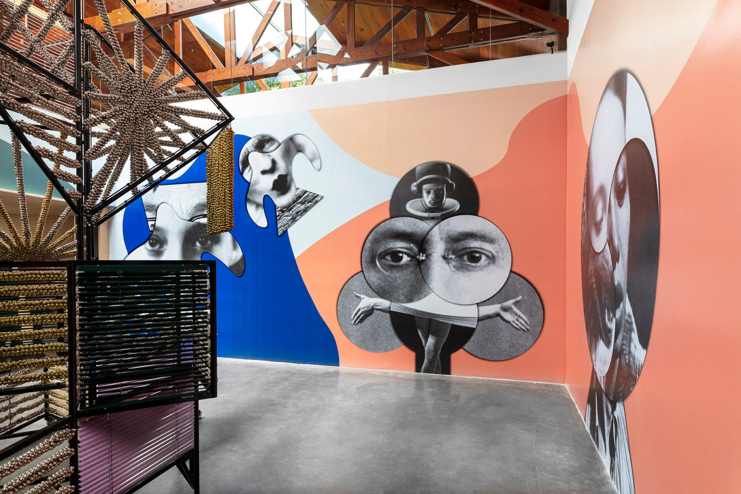 haegue yang,&amp;nbsp;dress vehicle / eclectic totemic&amp;nbsp;in&amp;nbsp;siembra (sowing), kurimanzutto, mexico city, 2020