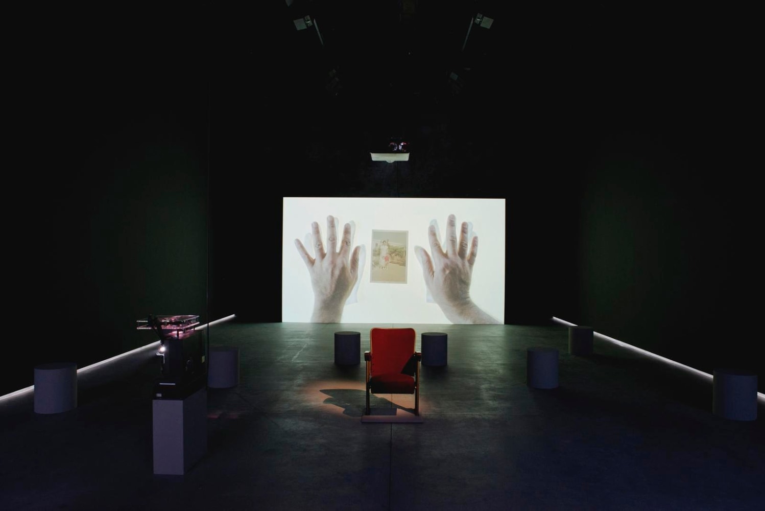 letter to a refusing pilot, 2013
installation view of akram zaatari the end of time at kurimanzutto, mexico city, 2013

&amp;nbsp;