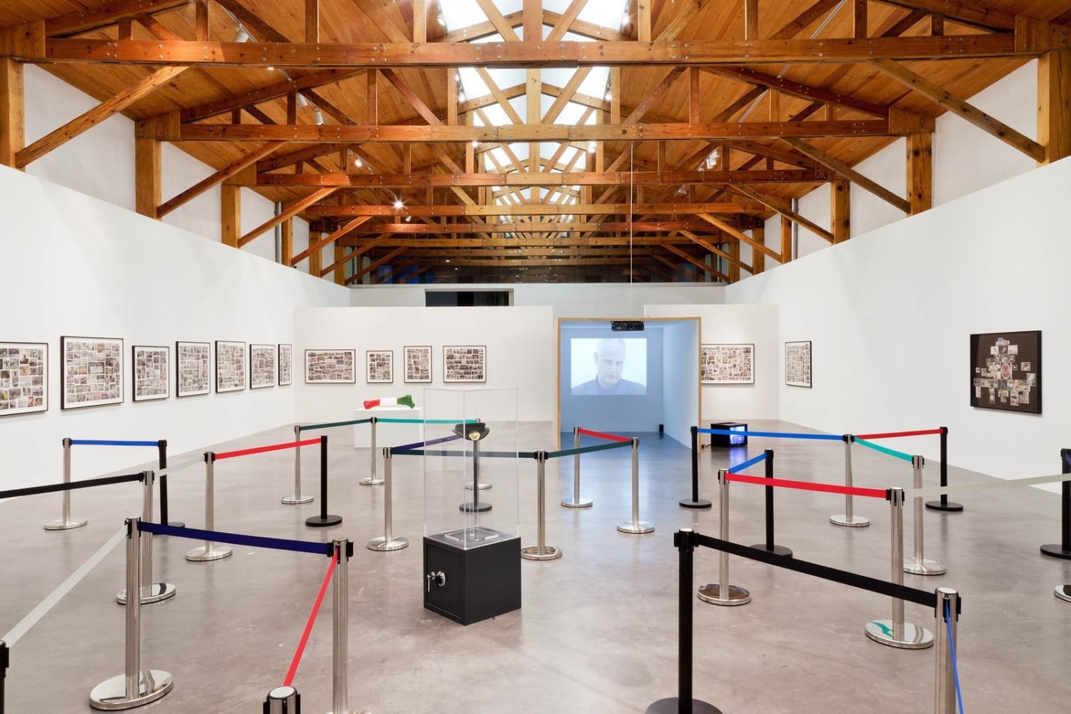 	jonathan hern&amp;aacute;ndez, naturaleza muerta, 2010