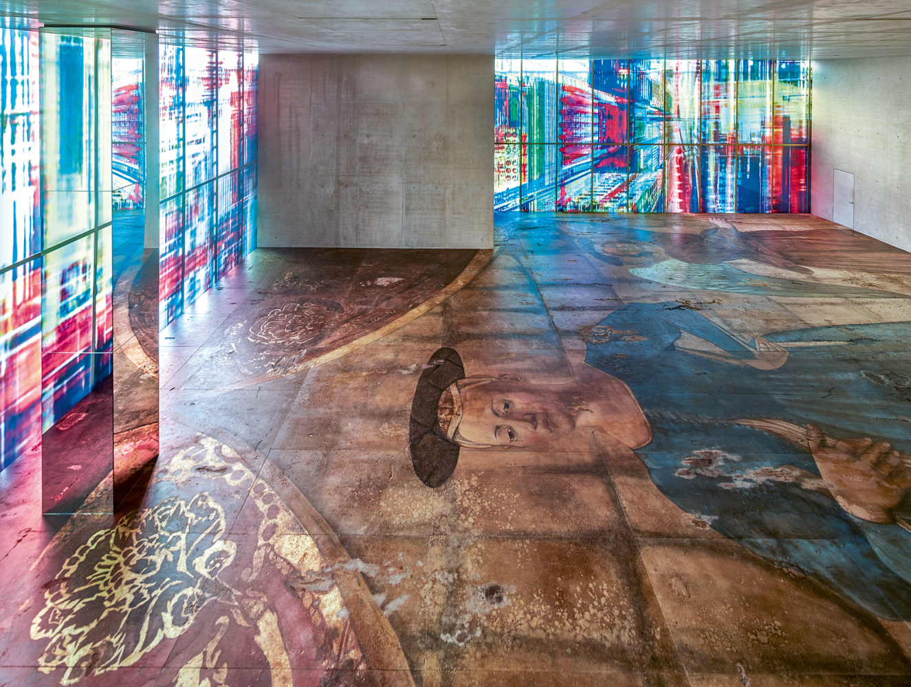 the theater of disappearance, 2017

hand-painted reproduction of piero della francesca&amp;rsquo;s madonna del parto, transparent film on glass walls, mirror-clad column

on site installation

installation view of adrián villar rojas: the theater of disappearance,&amp;nbsp;kunsthaus bregenz, austria, 2017&amp;nbsp;

&amp;nbsp;