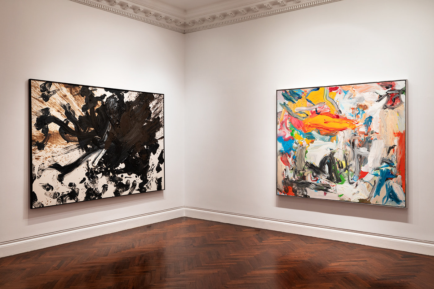 Installation&amp;nbsp;view of&amp;nbsp;De Kooning/Shiraga&amp;nbsp;at Mnuchin Gallery, New York, in collaboration with Fergus McCaffrey, February 15-April 16, 2022. &amp;copy; 2022 The Willem de Kooning Foundation / Artists Rights Society (ARS), New York; Estate of Kazuo Shiraga. Photo by&amp;nbsp;Nico&amp;nbsp;Gilmore.