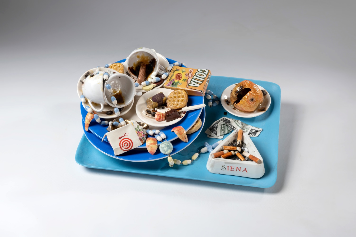 Bertozzi &amp;amp; Casoni
Minimi avanzi, 2023
polychrome ceramic
7 1/8 x 15 3/8 x 11 inches (18,1 x 39,1 x 27,9 cm)