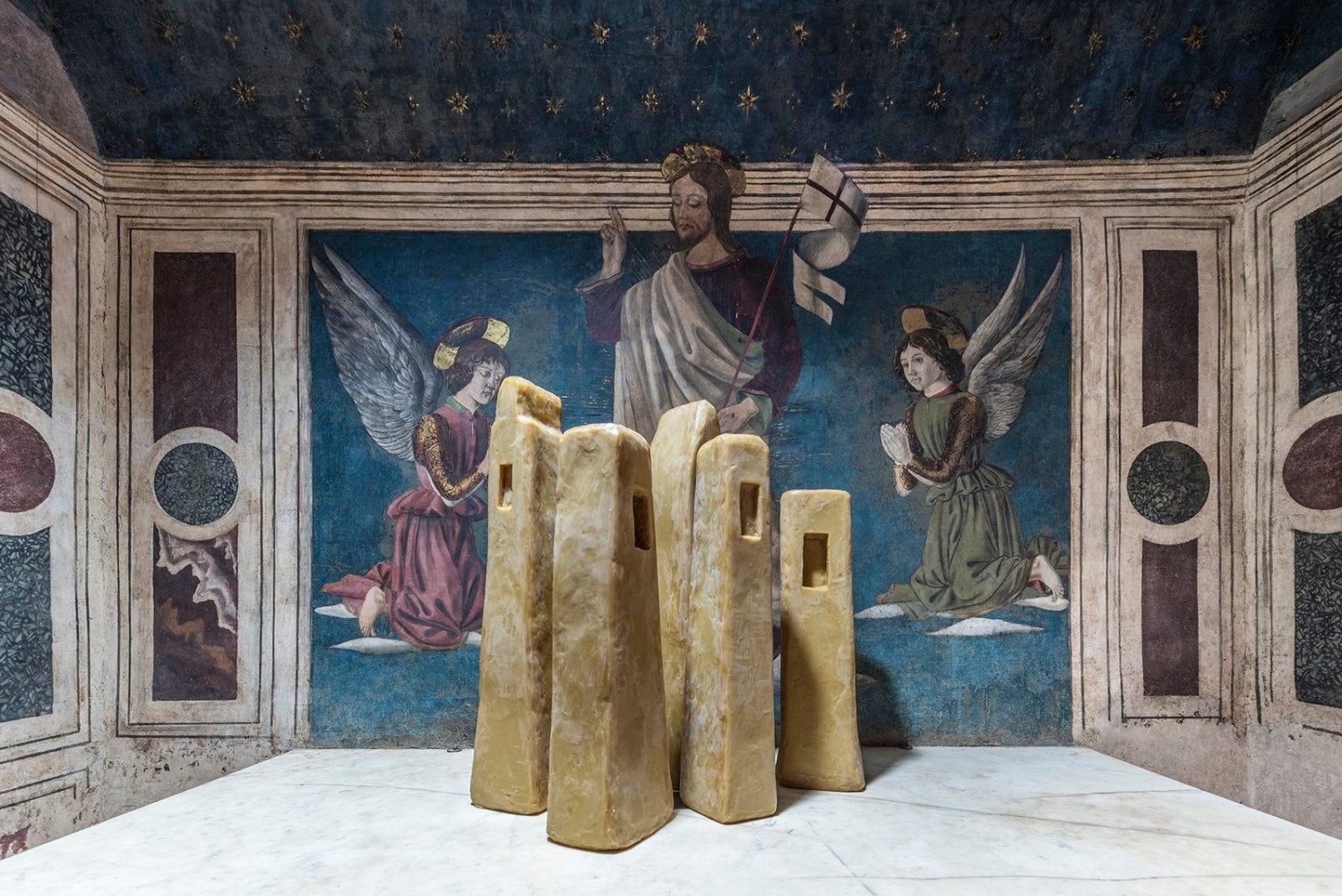 Wolfgang Laib, Towers of Silence, 2019
Installation View, Cappella Rucellai, Museo Marino Marini, Florence, 25 October 2019 &amp;ndash; 26 January 2020