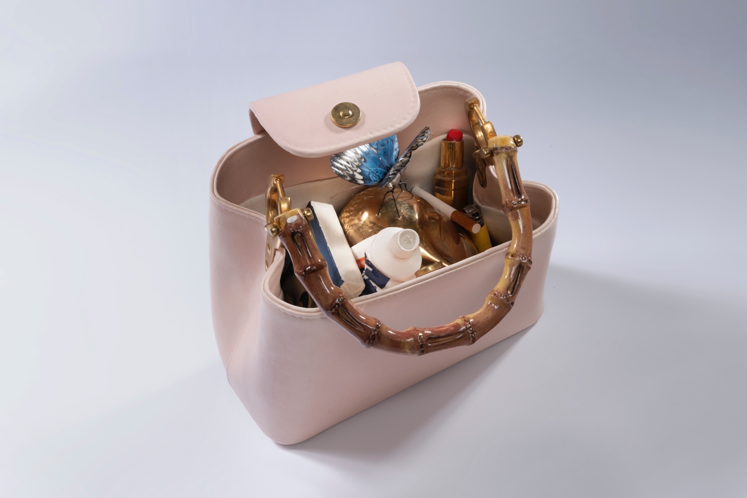 Bertozzi &amp;amp; Casoni
Gala, 2023
polychrome ceramic
8 5/8 x 7 7/8 x 10 inches (21,9 x 20 x 25,4 cm)
