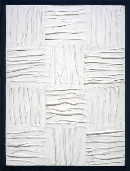 Piero Manzoni
Achrome, 1958
kaolin on canvas
39 1/2 x 29 1/2 inches (100,3 x 74,9 cm)
43 3/4 x 33 3/4 inches (111,1 x 85,7 cm) frame
SW 00277
Private Collection