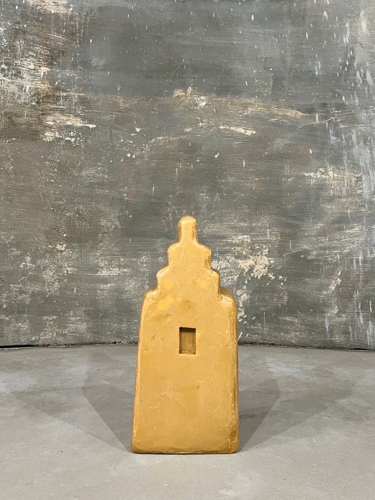 Wolfgang&amp;nbsp;Laib
Untitled, 2023
beeswax
29 1/2 x 15 x 7 1/2 inches (74,9 x 38,1 x 19 cm)
SW 25127