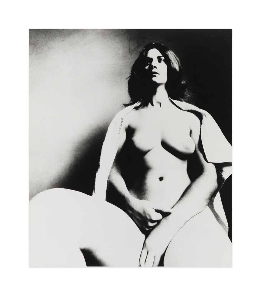 Nude, London, July 1956

gelatin silver print mounted on museum board

image: 13 3/8 x 11 1/2 in. / 34&amp;nbsp;x 29.2 cm

sheet: 13 3/8 x 11 1/2 in. /&amp;nbsp;34&amp;nbsp;x 29.2 cm

mount: 20 x 16 in. / 50.8 x 40.6 cm

recto: signed, lower right