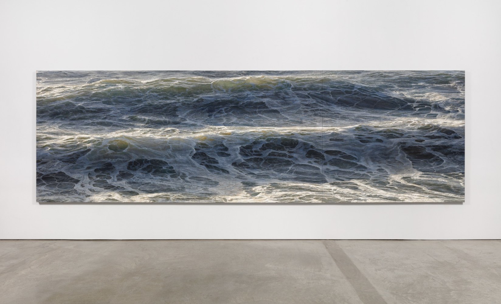 Ran Ortner

Element No. 2 (Double Wave), 2013-2021

oil on canvas

72 x 234 in. / 182.9 x 594.4 cm