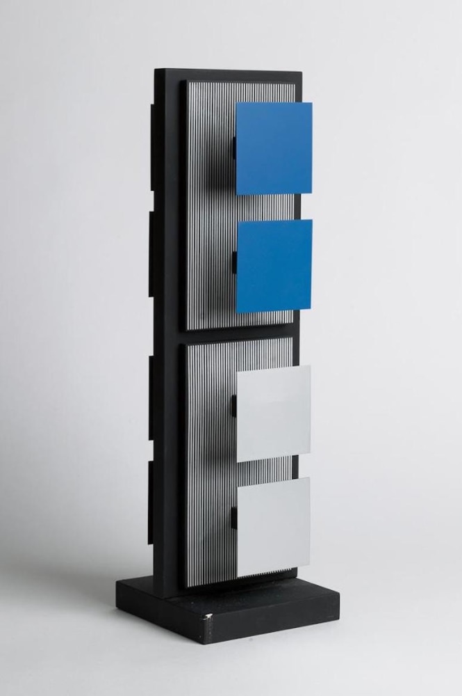 Jai-Alai Suite: Multiple V, 1969

wood with four square metal sections, edition of 300

19 3/4 x 6 x 6 in. / 50.2 x 15.2 x 15.2 cm