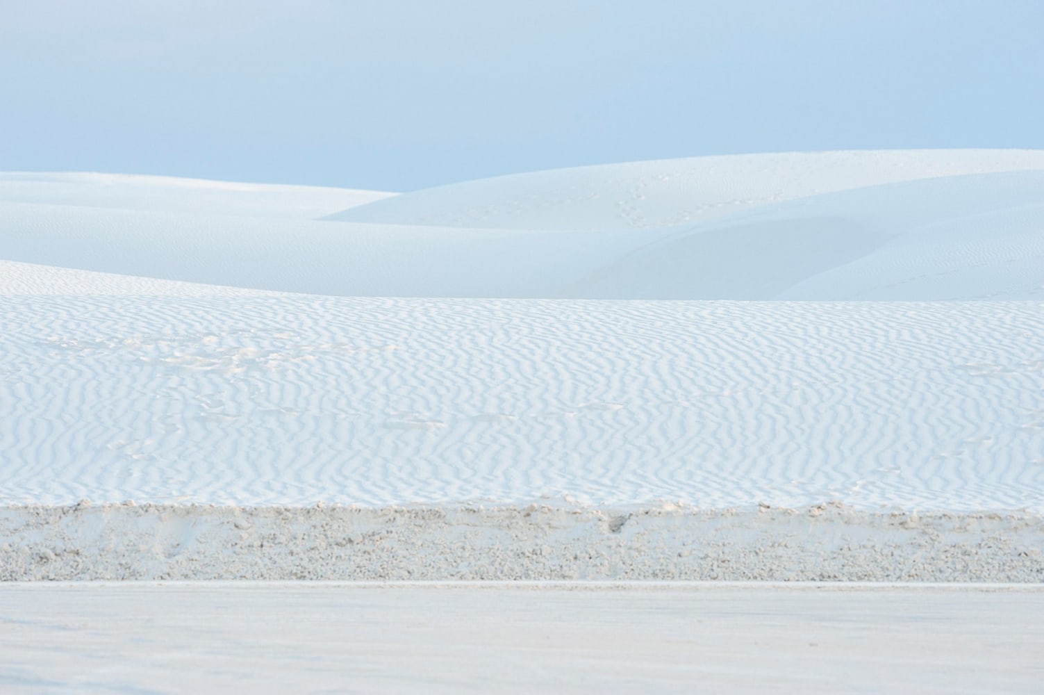 Renate Aller

Plate 79, White Sand Dunes, New Mexico, 2012

Archival pigment print

40h x 60w in

Framed: 47h x 67w in

1/5

&amp;nbsp;