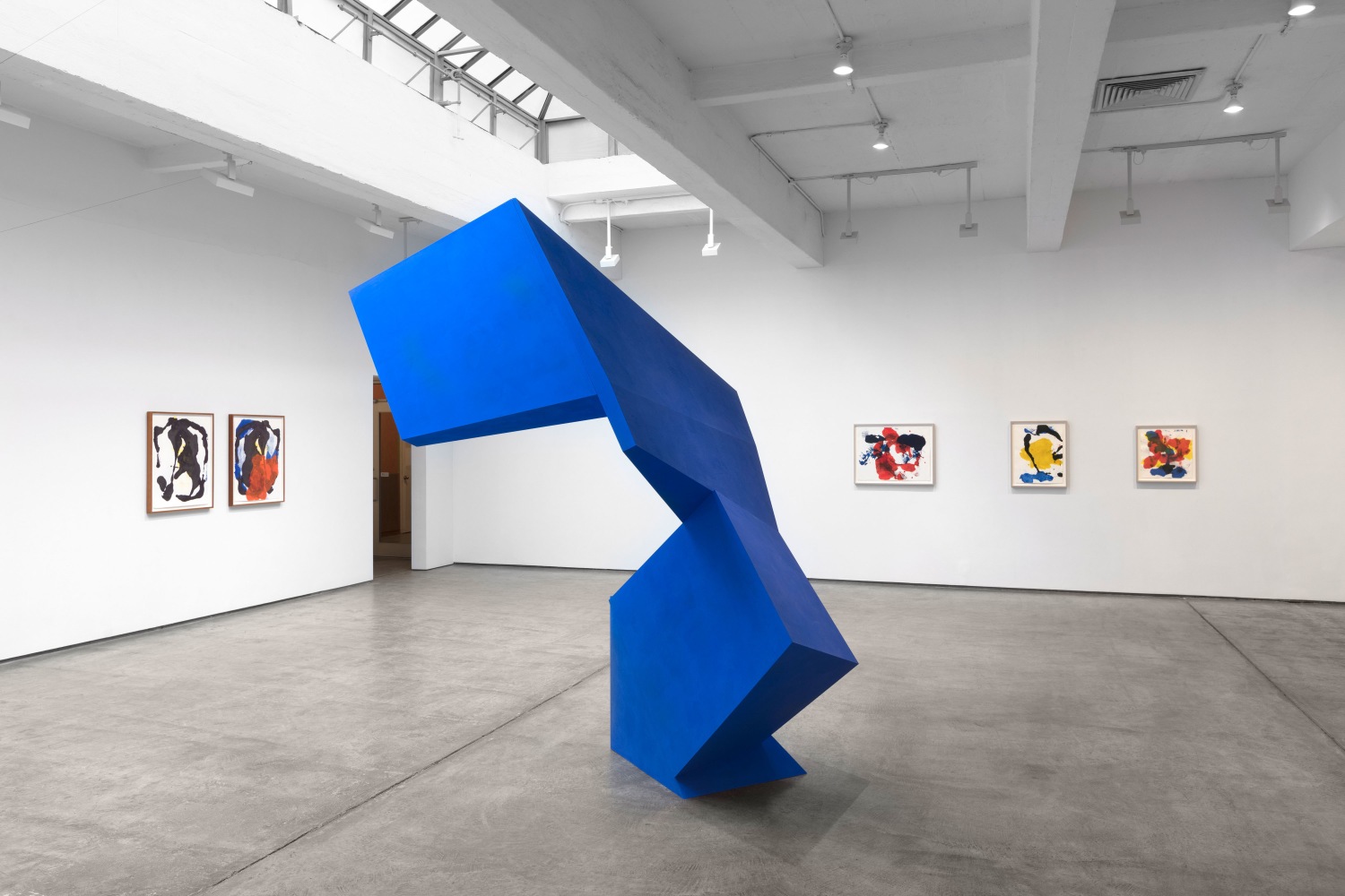 Installation view, Joel Shapiro, March 24 – April 28, 2018