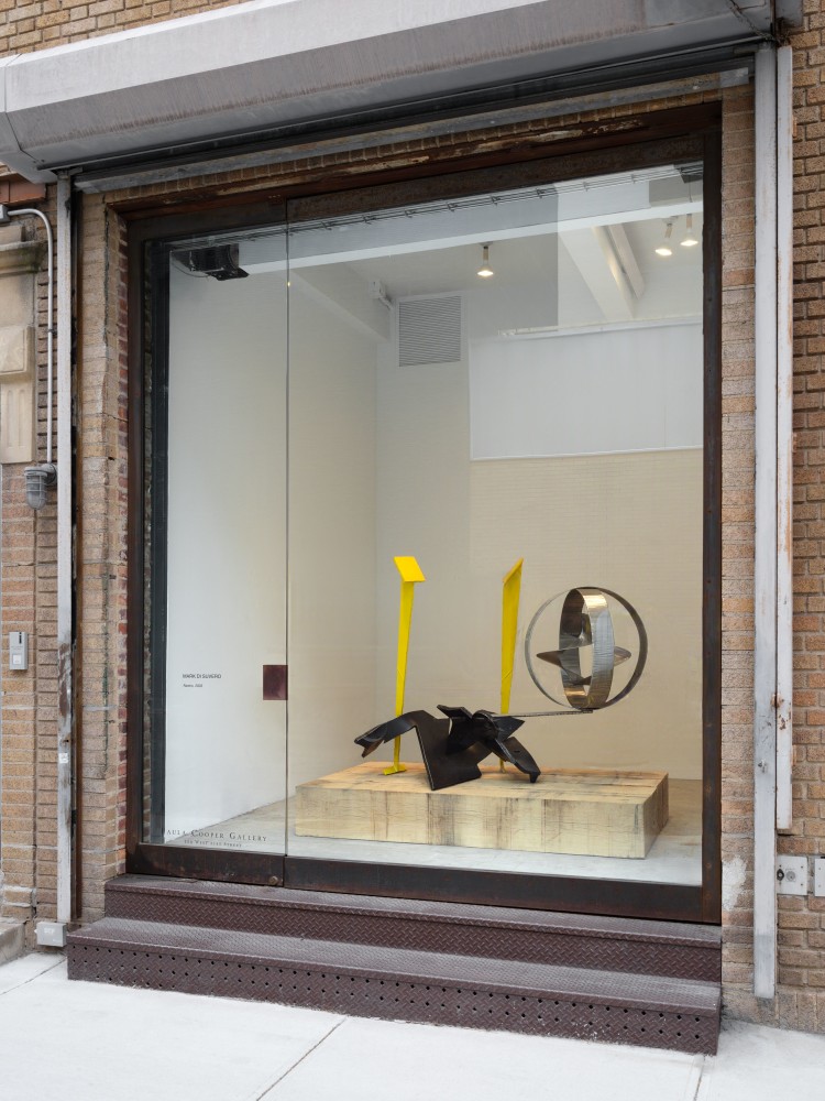 Mark di Suvero Nextro, 2003 stainless steel, steel, painted 57 x 73 x 36 in. (144.8 x 185.4 x 91.4 cm)