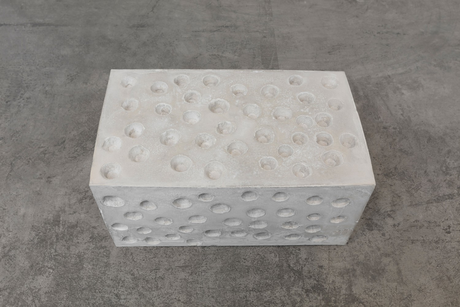 Veronica Ryan Between Spaces, (detail), 2011 Ultracal wall: 16 x 9 3/4 x 8 1/2 in. (40.6 x 24.8 x 21.6 cm) floor: 15 3/4 x 9 x 7 1/2 in. (40 x 22.9 x 19.1 cm)