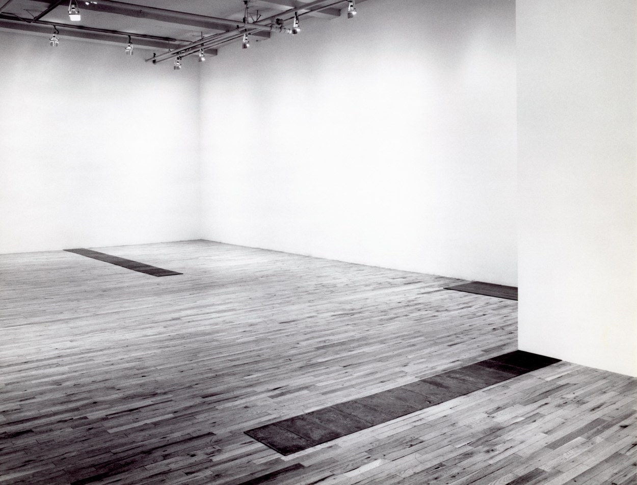 Installation view, Carl Andre, Paula Cooper Gallery, 155 Wooster Street, New York, January 5 - 30, 1985. © 2025 Carl Andre / Artists Rights Society (ARS), New York. Courtesy Paula Cooper Gallery, New York. Photo: Geoffrey Clements.
