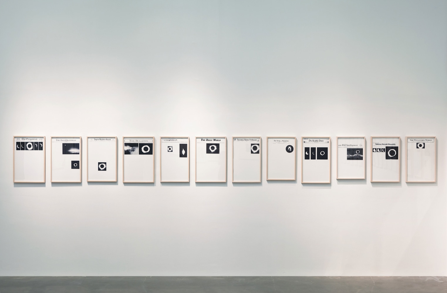 Sarah Charlesworth: Doubleword, New Museum, New York, 2015, Courtesy New Museum, New York. Photo by Benoit Pailley.