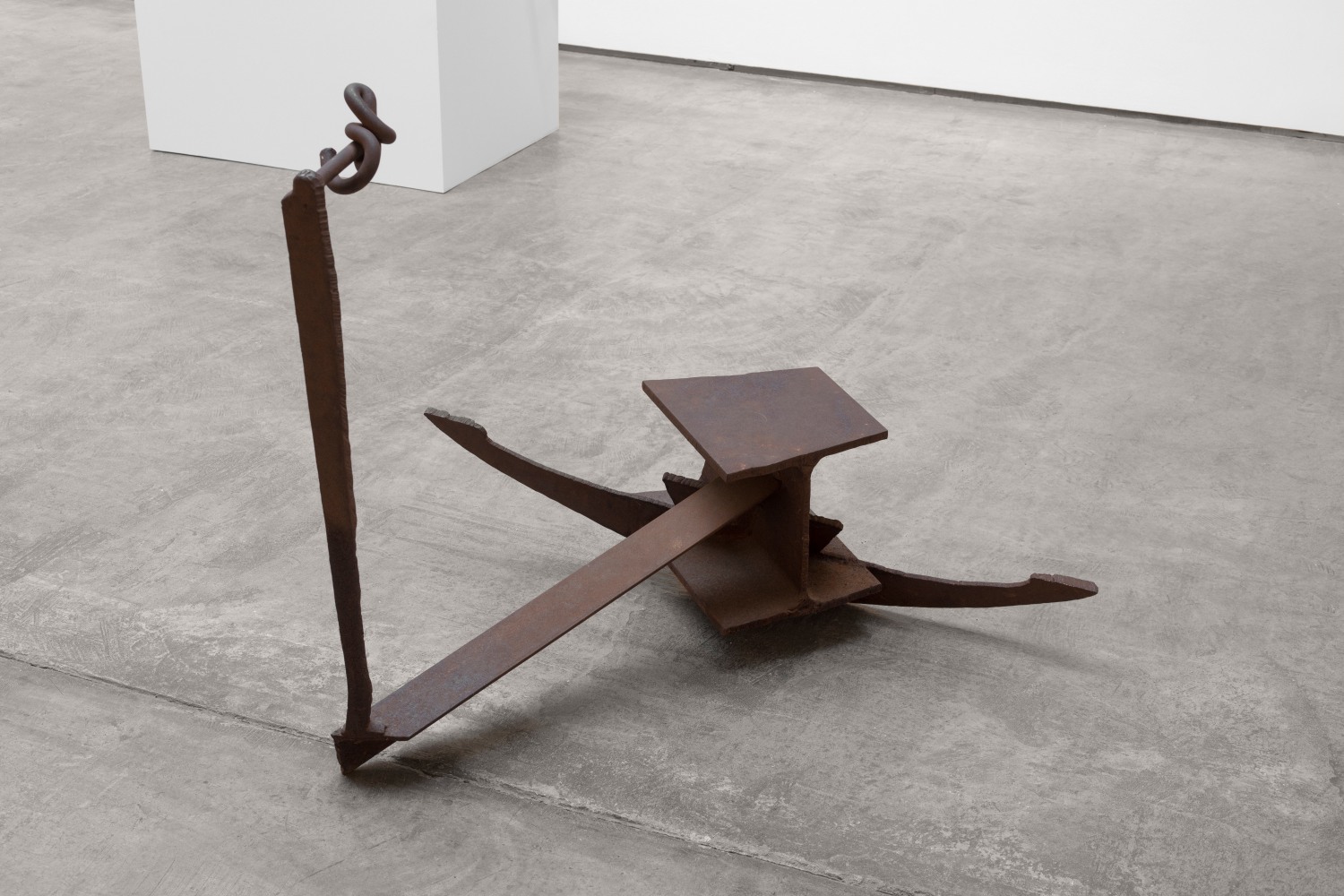 Mark di Suvero
Canepiece, 1973
steel
41 x 48 x 39 in. (104.1 x 121.9 x 99.1 cm)