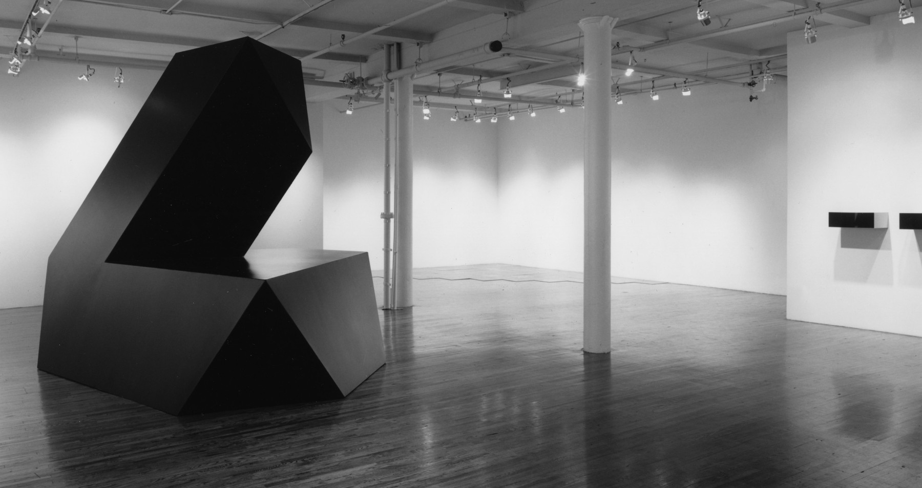 Carl Andre, Donald Judd, Tony Smith - Sculpture Exhibition ...