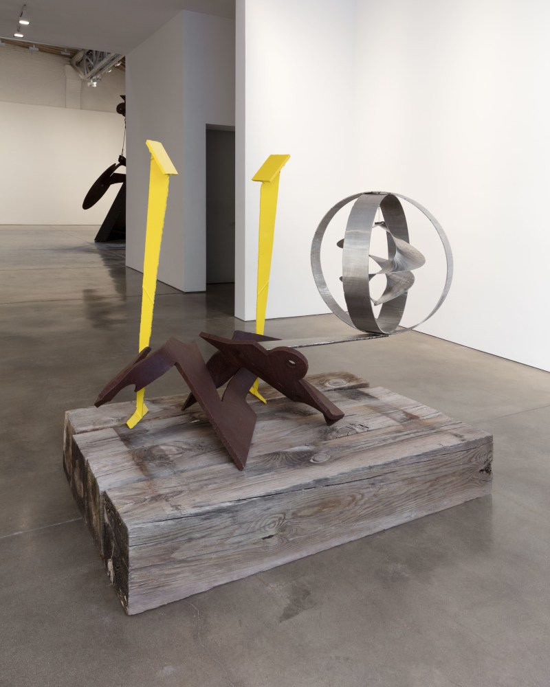 Mark di Suvero Nextro, 2003 stainless steel, steel, painted 57 x 73 x 36 in. (144.8 x 185.4 x 91.4 cm)