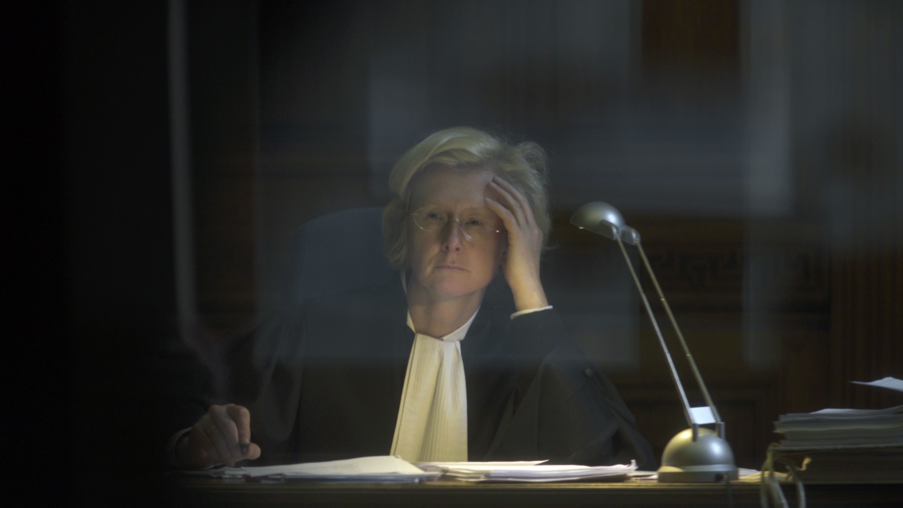 Palais de Justice, 2017 single-channel video color 5.1 surround sound running time: 17:53 (approx.)