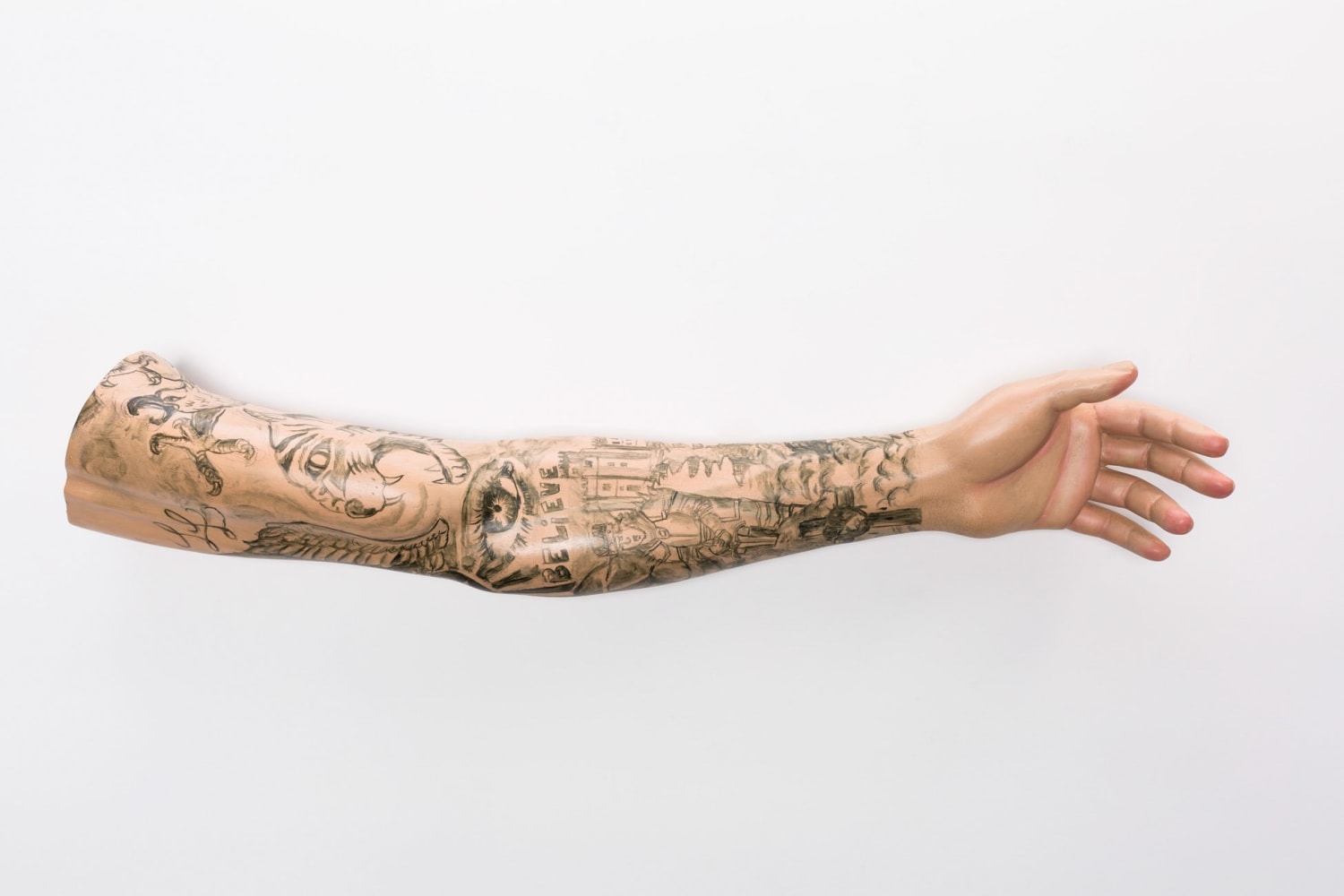 Paul Pfeiffer
Incarnator (Pampanga), Right Arm, 2024
gmelina wood, paint
5 1/2 x 24 3/8 x 5 1/4 in. (14 x 61.9 x 13.3 cm)