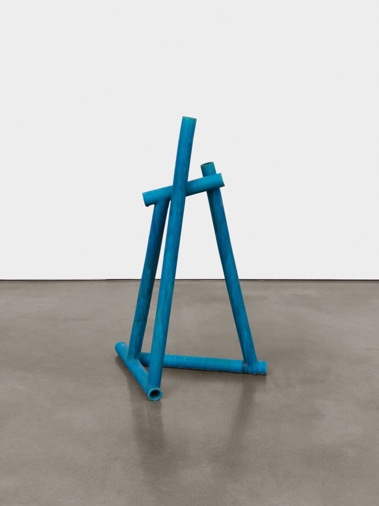 Tetsuya Yamada, Form of the Verse 2, 2020, ceramic, 35 x 23 x 18 in. © Tetsuya Yamada. Courtesy  Paula Cooper Gallery, New York. Photo: Steven Probert