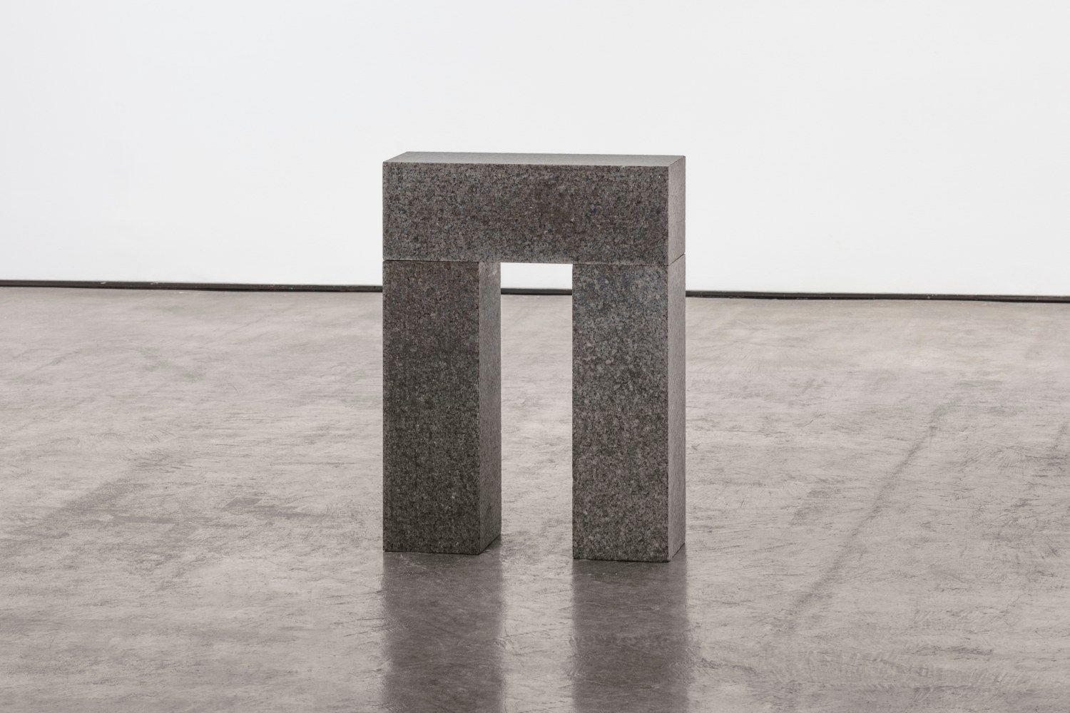 Carl Andre
Manet Post and Lintel, Boston 1980
Quincy granite, 3 units; 1 horizontal on 2 vertical, on floor
each unit 6 x 18 x 6 in. (15.2 x 45.7 x 15.2 cm)
overall 24 x 18 x 6 in. (61 x 45.7 x 15.2 cm)