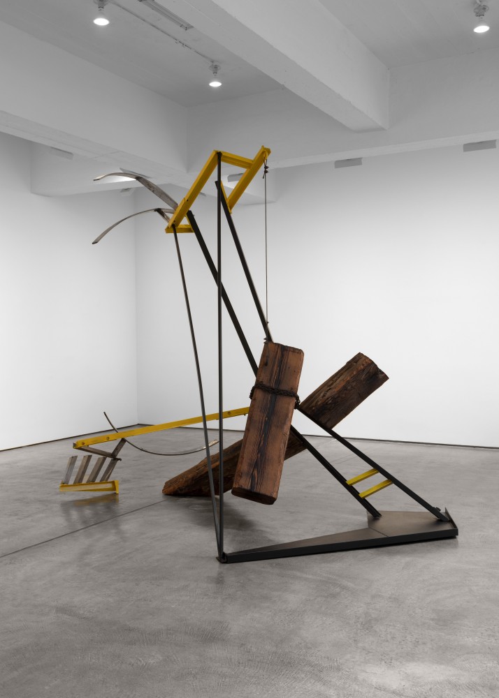 Mark di Suvero Untitled (hungblock), 1962 steel, wood and paint 118 x 134 1/2 x 84 in. (299.7 x 341.6 x 213.4 cm)