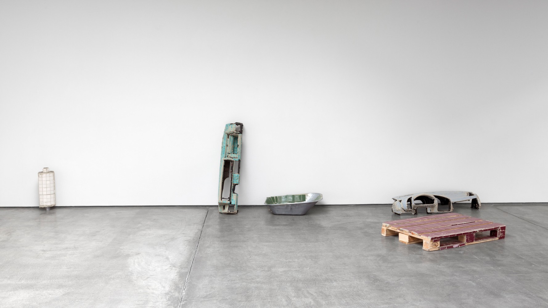 Installation view, Matias Faldbakken, EUROPE IS BALDING, February 18 – March 19, 2016