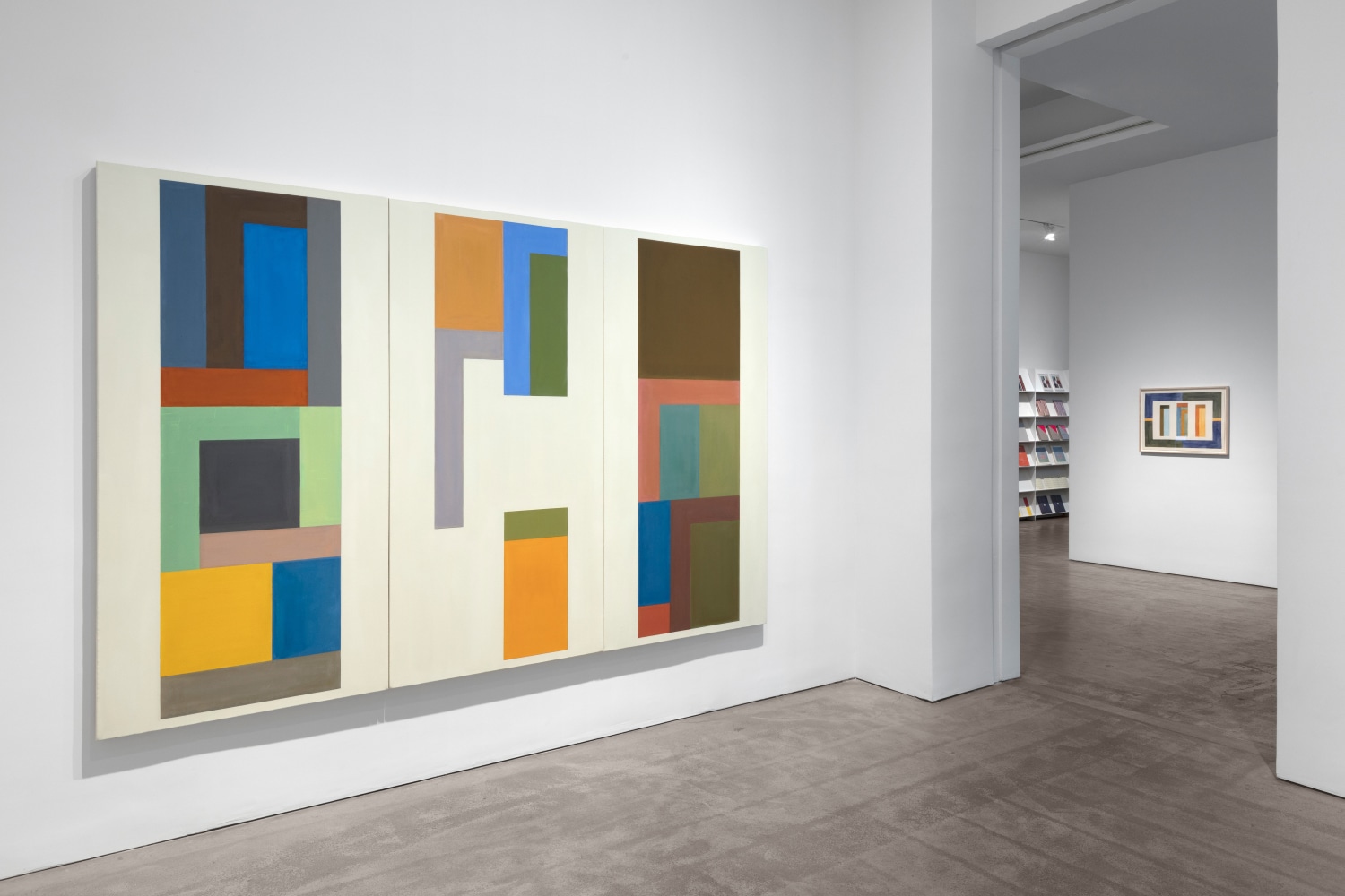 Installation view, David Novros, May 11 – June 28, 2019