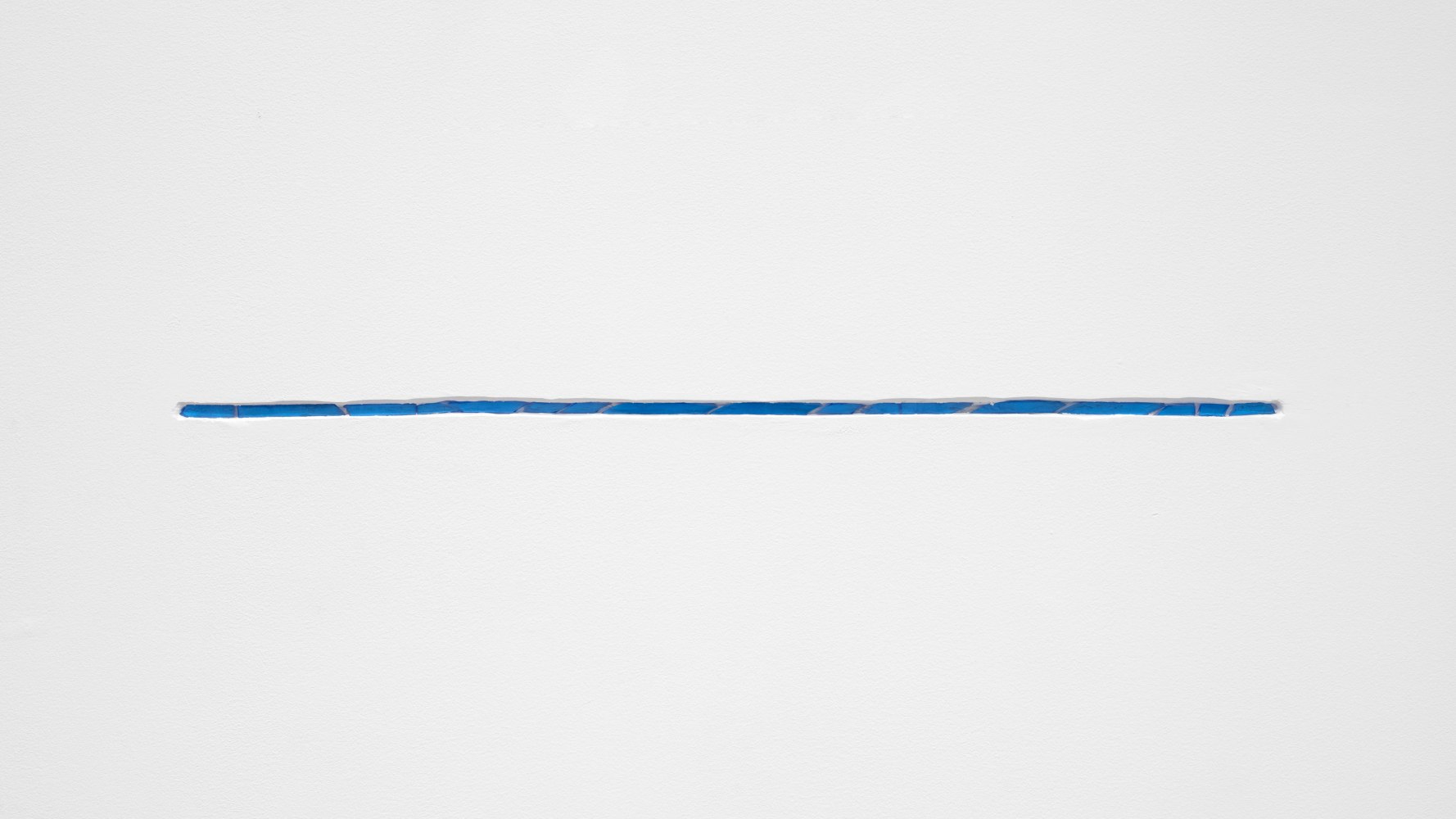 Linnea Kniaz Wall Slit 2, 2017 Plexiglas, plaster, acrylic 1/2 x 26 x 1/2 in. (1.27 x 66 x 1.27 cm), 67 in.(170.2 cm) from the floor