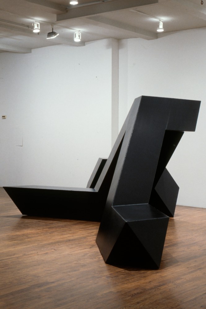 Installation view, Willy, Paual Cooper Gallery, 155 Wooster Street, New York, April 30 - May 29, 1993. © 2025 Tony Smith / Artists Rights Society (ARS), New York. Courtesy Paula Cooper Gallery, New York.