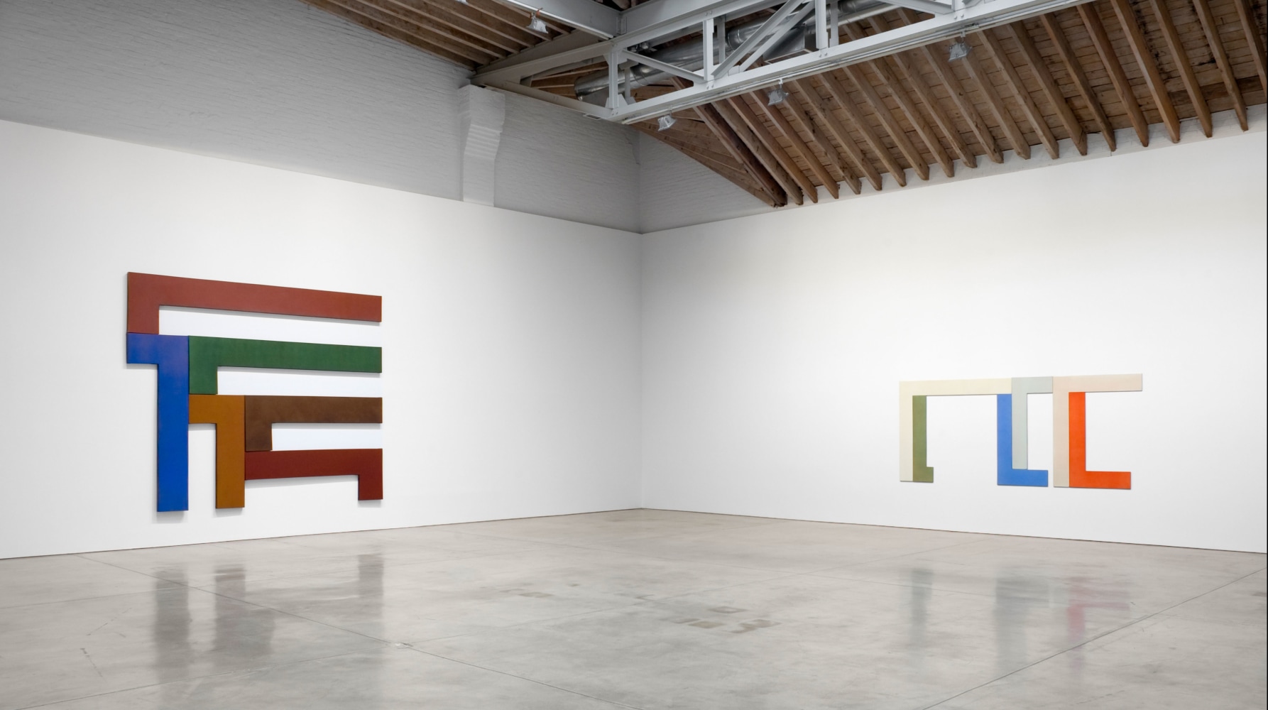 David Novros, Installation view, Paula Cooper Gallery, New York, 2009.