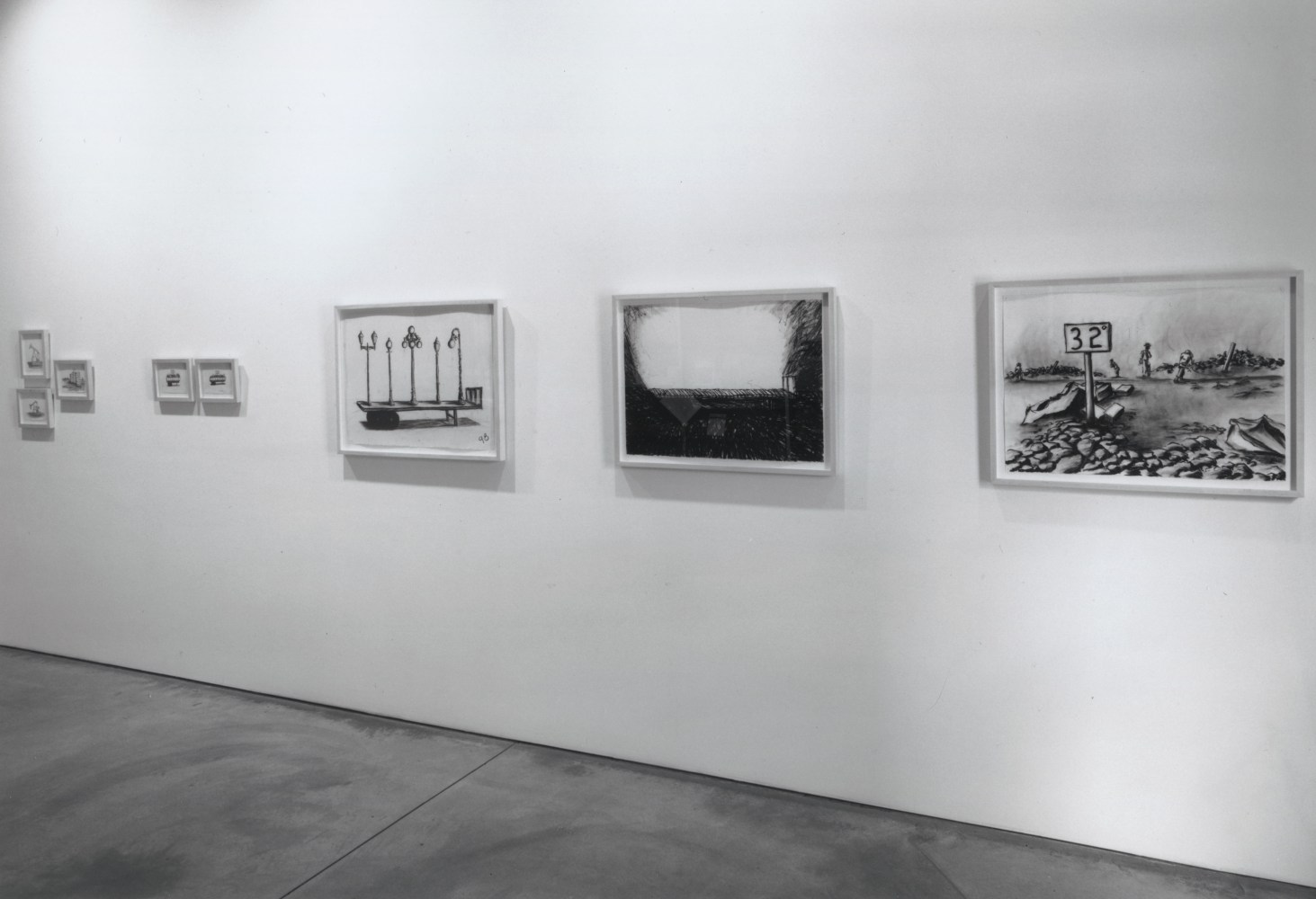 Installation view, Drawings, Paula Cooper Gallery, 534 W 21st Street, New York. April 22 - June 3, 2000. Photo: Adam Reich.